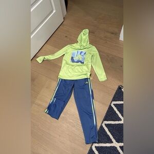 Adidas long sleeve boys set.